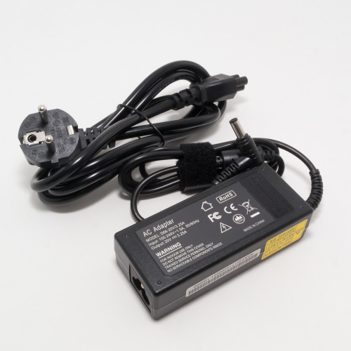 Зарядка для ноутбука Fujitsu-Siemens 20V 3.25A (65W) 5.5x2.5мм Зарядка для ноутбука Fujitsu-Siemens 20V 3.25A (65W) 5.5x2.5мм