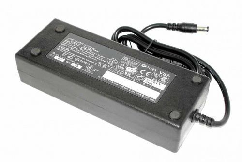 Блок питания (сетевой адаптер) для ноутбуков Toshiba 19V 6.32A 120W 6.3*3.0 Блок питания (сетевой адаптер) для ноутбуков Toshiba 19V 6.32A 120W 6.3*3.0