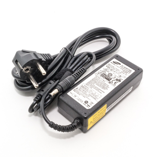 Зарядка для ноутбука Samsung 19V 3.16A (60W) 5.5x3мм с иглой Зарядка для ноутбука Samsung 19V 3.16A (60W) 5.5x3мм с иглой